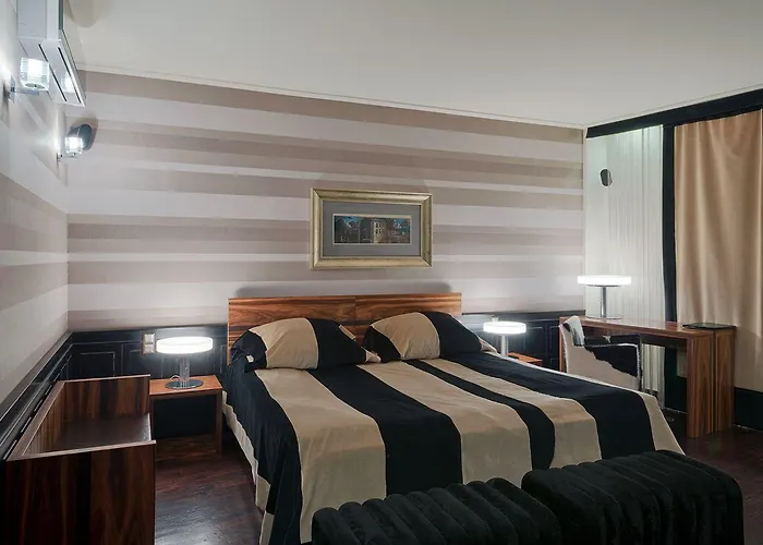 ホテル ヴェンツェル 4*